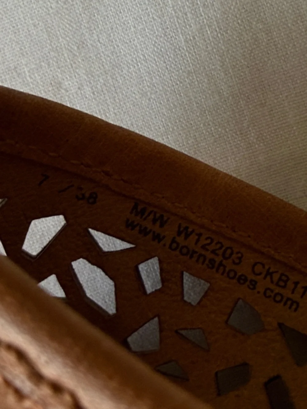 Born Kismet Block Heel Mules - Picture 6 of 13